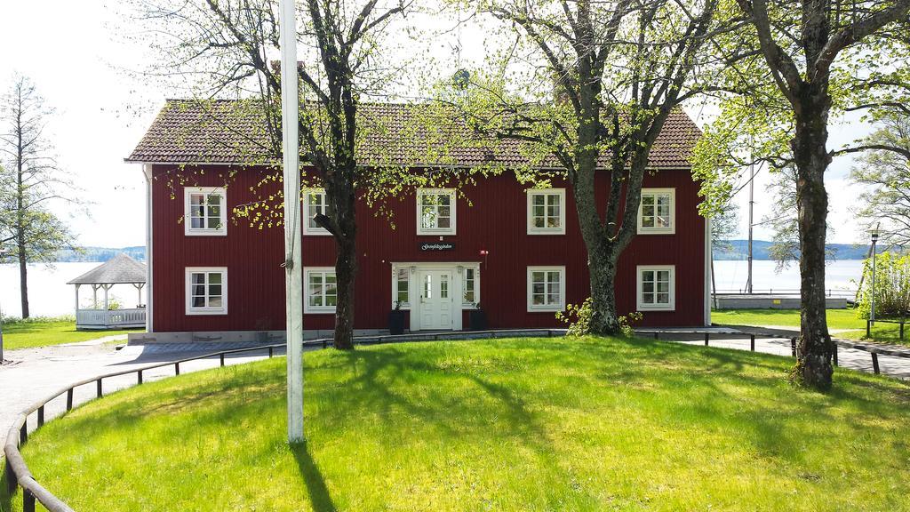 Hotell Groenfeltsgarden Karlskoga Exterior photo